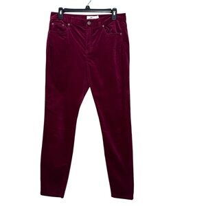 Vineyard Vines brushed corduroy velvet 5 pocket pants in cranberry. Women’s 8
